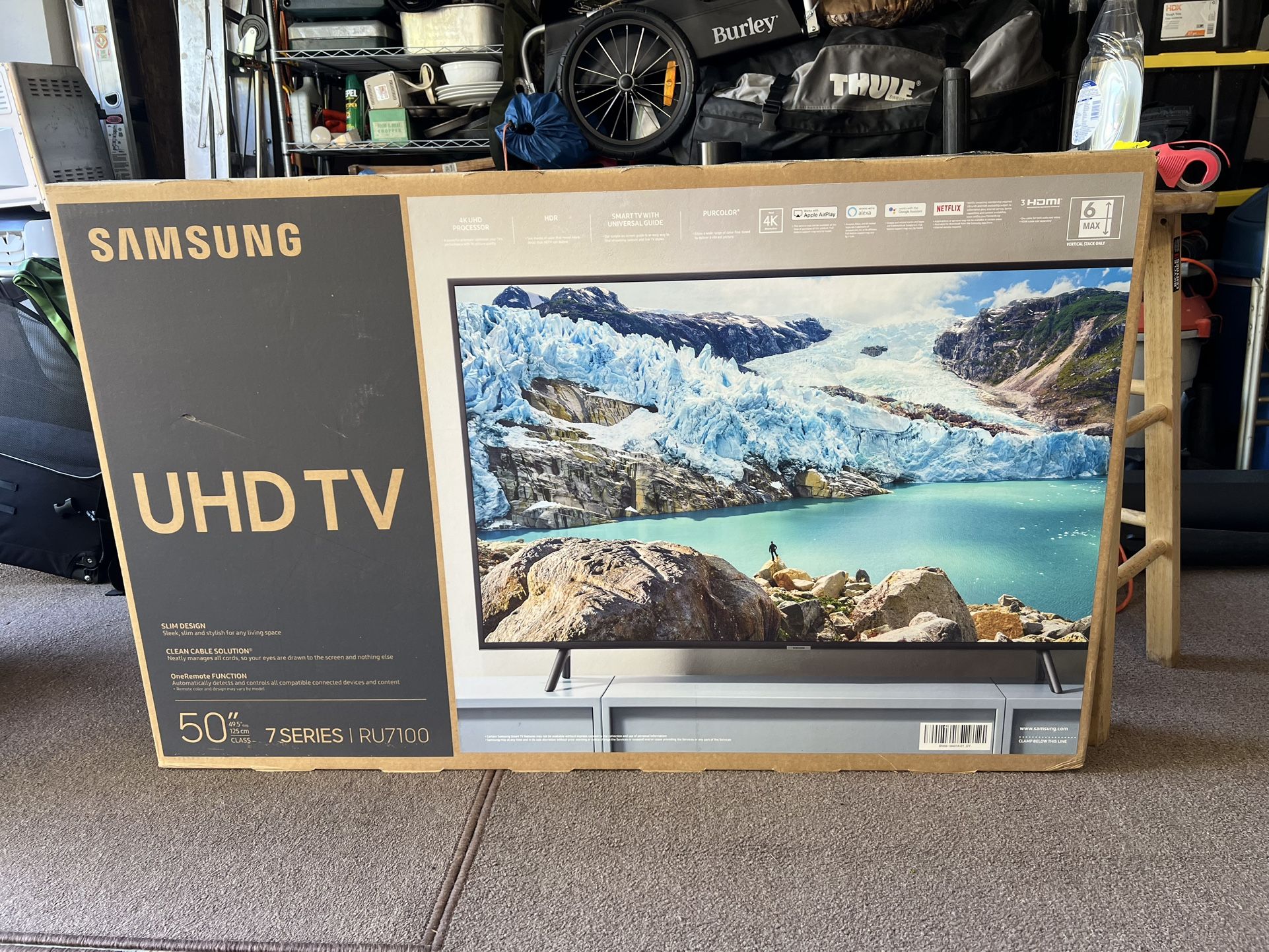SAMSUNG 7 Series Flat Screen Slim