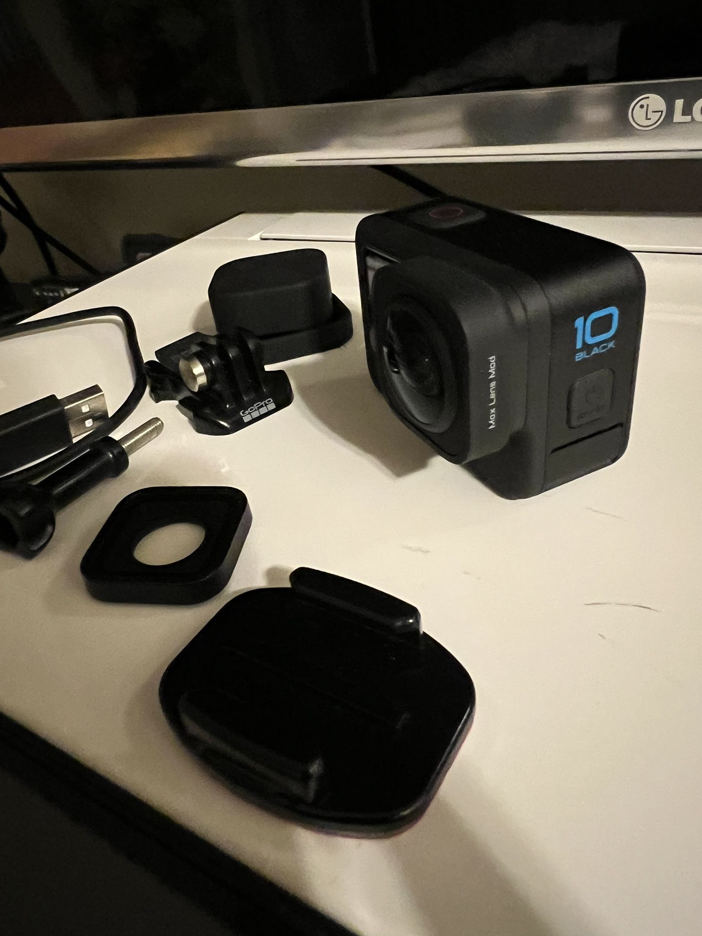 GoPro 10 Black + Max Lens Mod