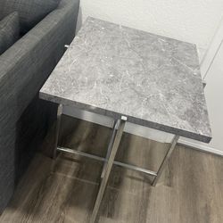 Coffee table with two end tables