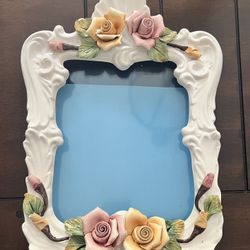 Vintage Capidomonte Picture Frame 