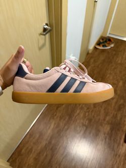 Adidas Low-Top Sneakers Pink Suede Gum Sole