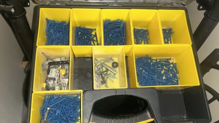 Tapcons Assorted Sizes With Case
