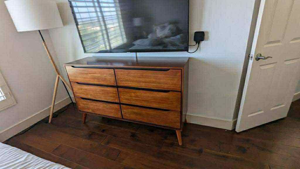 New Mid Century Modern Dresser / Free Delivery