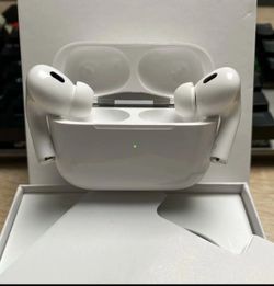 Apple Pro 2nd Generation Earbuds