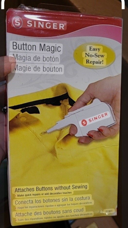 Singer Button Magic