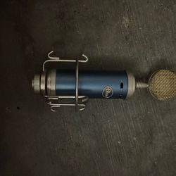 Microphone Blue 