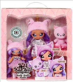 Na! Na! Na! Surprise Lavender Kitty Family