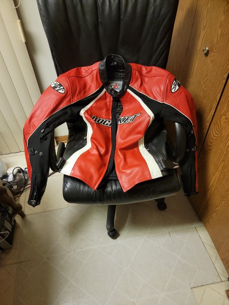 Joe Rocket Leather Jacket With Liner and Armor 