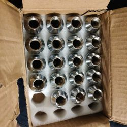 Lug Nuts
