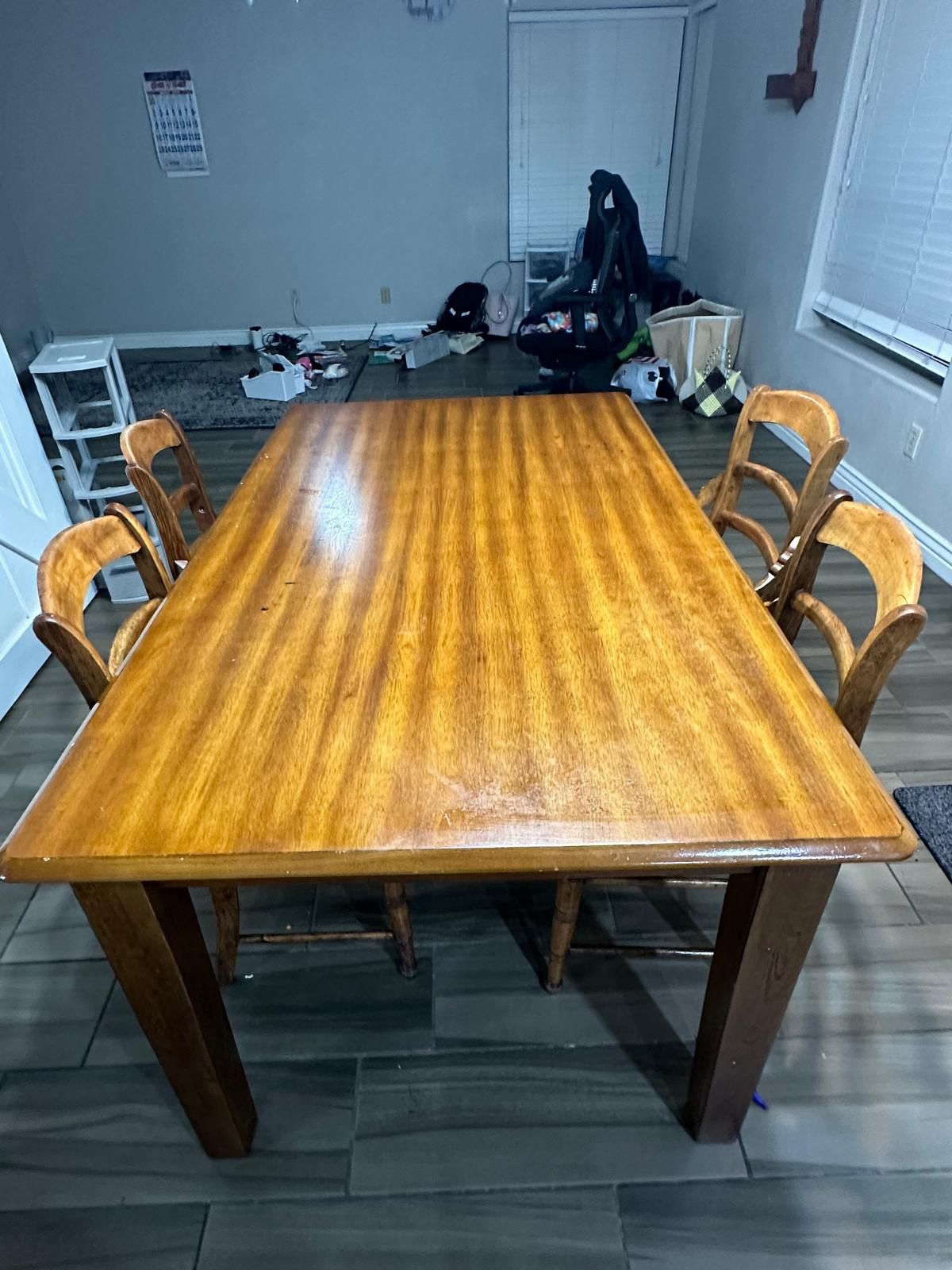 Dining Table With 4 Chairs 