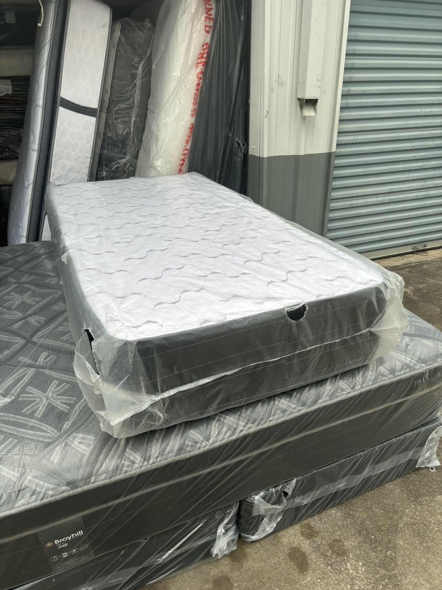 Twin Size Mattress And Box Spring