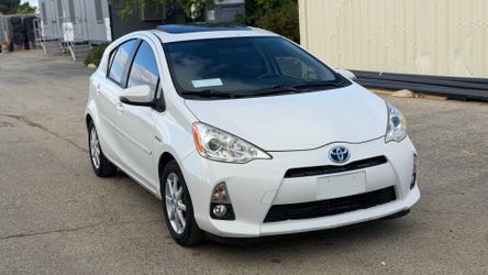 Toyota PriusC 2012
