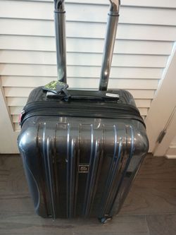 Delsey Hardline Carry On Suitcase-Excellent Cond!