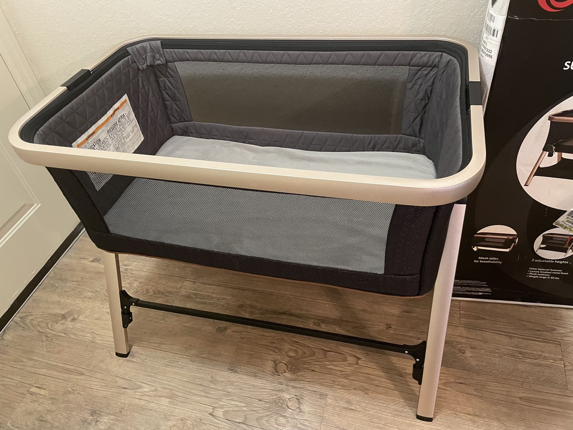 Monbebe Suite Slumber Bassinet In Rose Gold Comes With Box