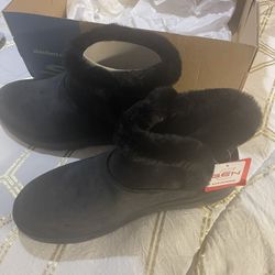 Skechers Women Black Booties