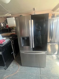 LG refrigerator like new new  compressor