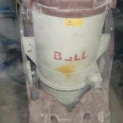 Bull Dust Vacuum 