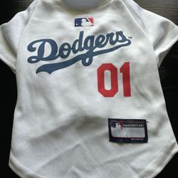 XS Dodger And, S Lakers jersey