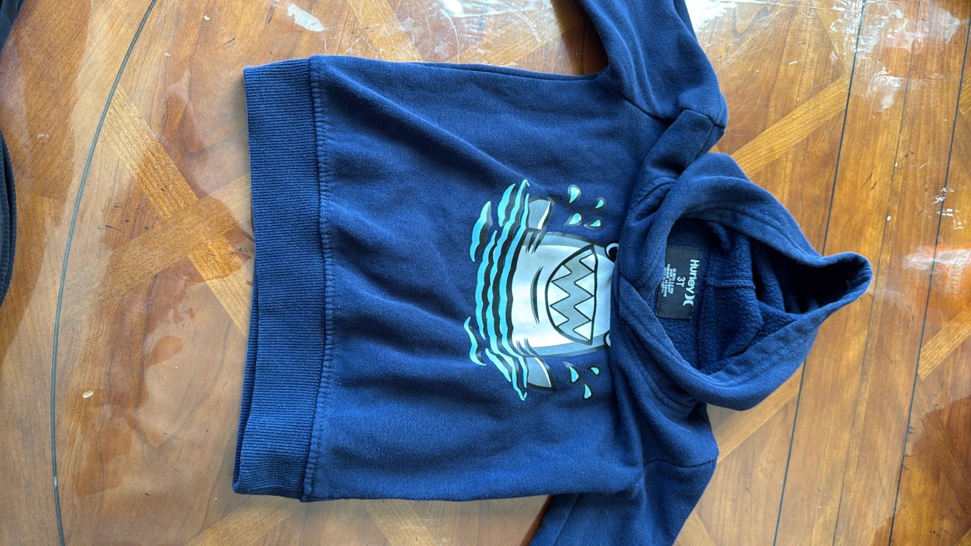 Hurley 3T Shark Hoodie 🦈💙