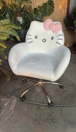 Hello Kitty Chair