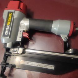 Central Pneumatic 16 Gauge Finish Nailer