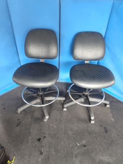 $60 firm, Yes, It's Available, Cramer Stool chair matching pair, Model RPMM2 Rhino Plus Med BLK, Excellent Condition,  office & garage stools