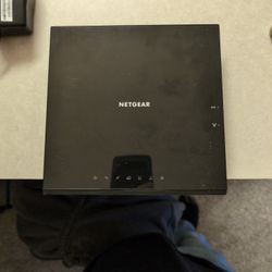 NETGEAR Cable Modem Router Combo C6250 - Dual Band, Compatible with Cable Providers Including Xfinity, Spectrum, Cox | For Cable Plans Up to 300 Mbps 