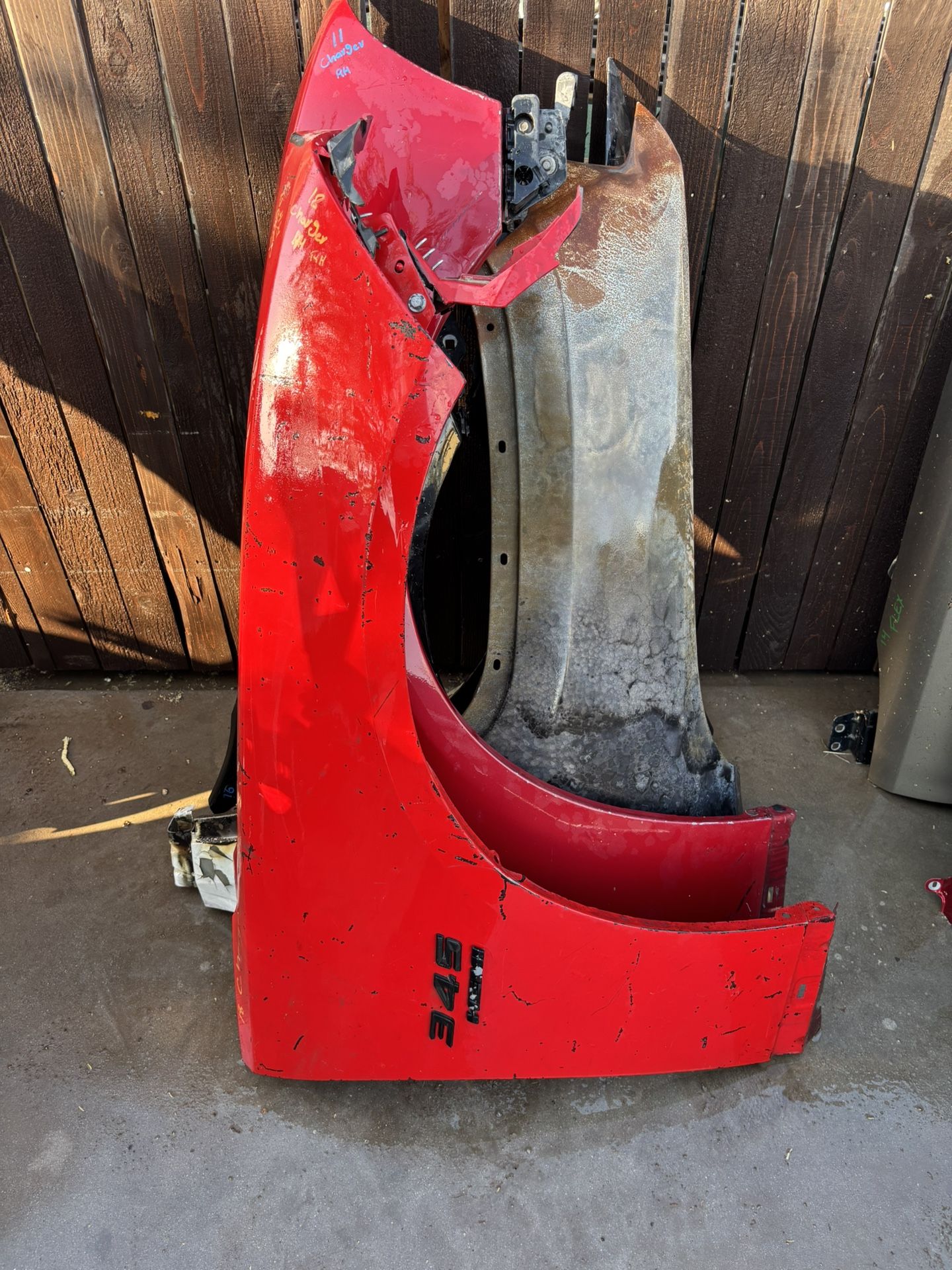 2018 Dodge Charger RH Fender
