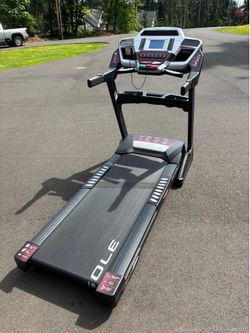 Sole F63 treadmill