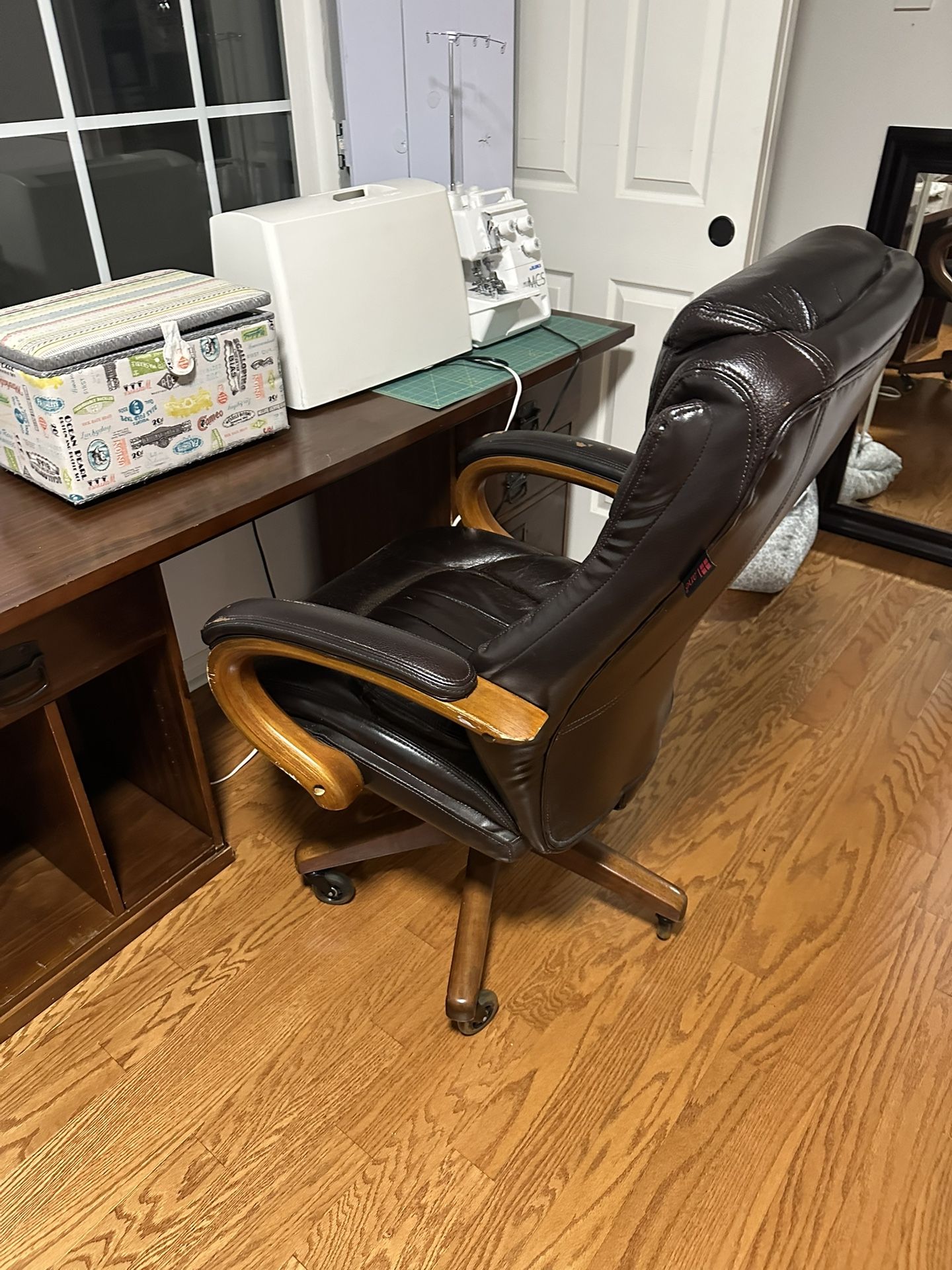 Pottery Barn Desk And Chairs