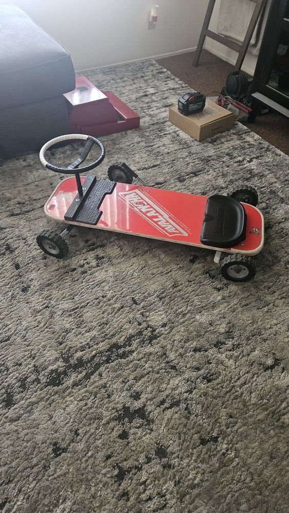 Gravity Racer / Avalancha Apache