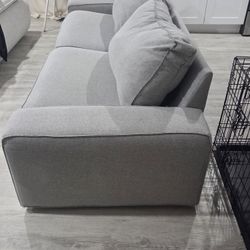 🔥 DEAL ALERT: IKEA KIVIK SOFA – ONLY $150 🔥