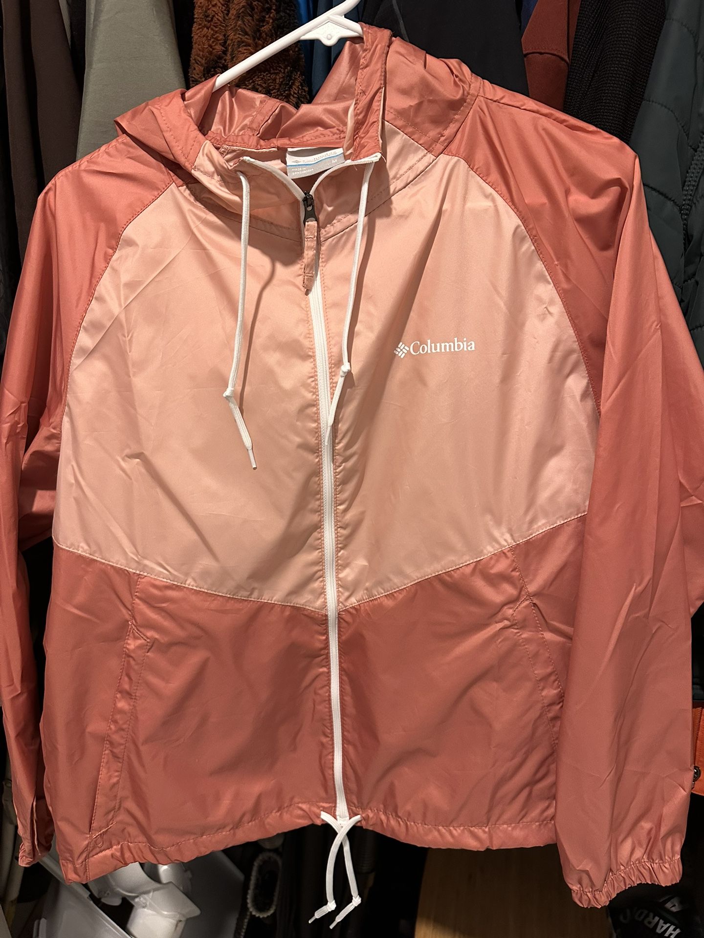 NWT Columbia Windbreaker