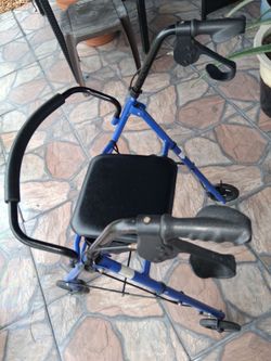 MEDLINE ROLLATOR WALKER. In Good condition. Brakes work great. Wheels don't move while braking. Seat Cushion is Soft. PRICE FIRM