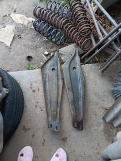 69-70 impala inner fender to firewall support bracket