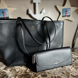 Black Coach Handbag And Wallet 