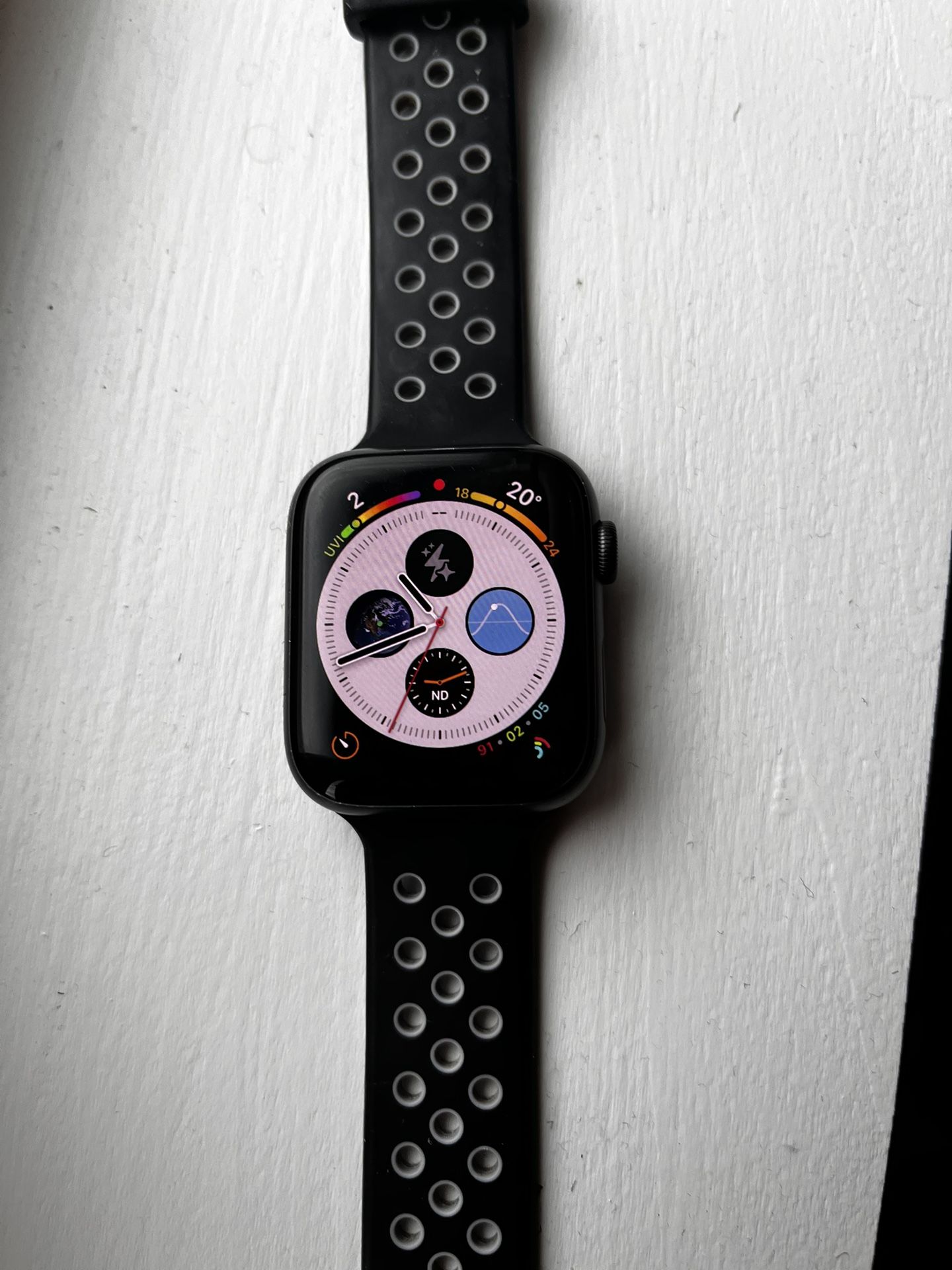 Apple Watch SE (1st generation) 44mm
