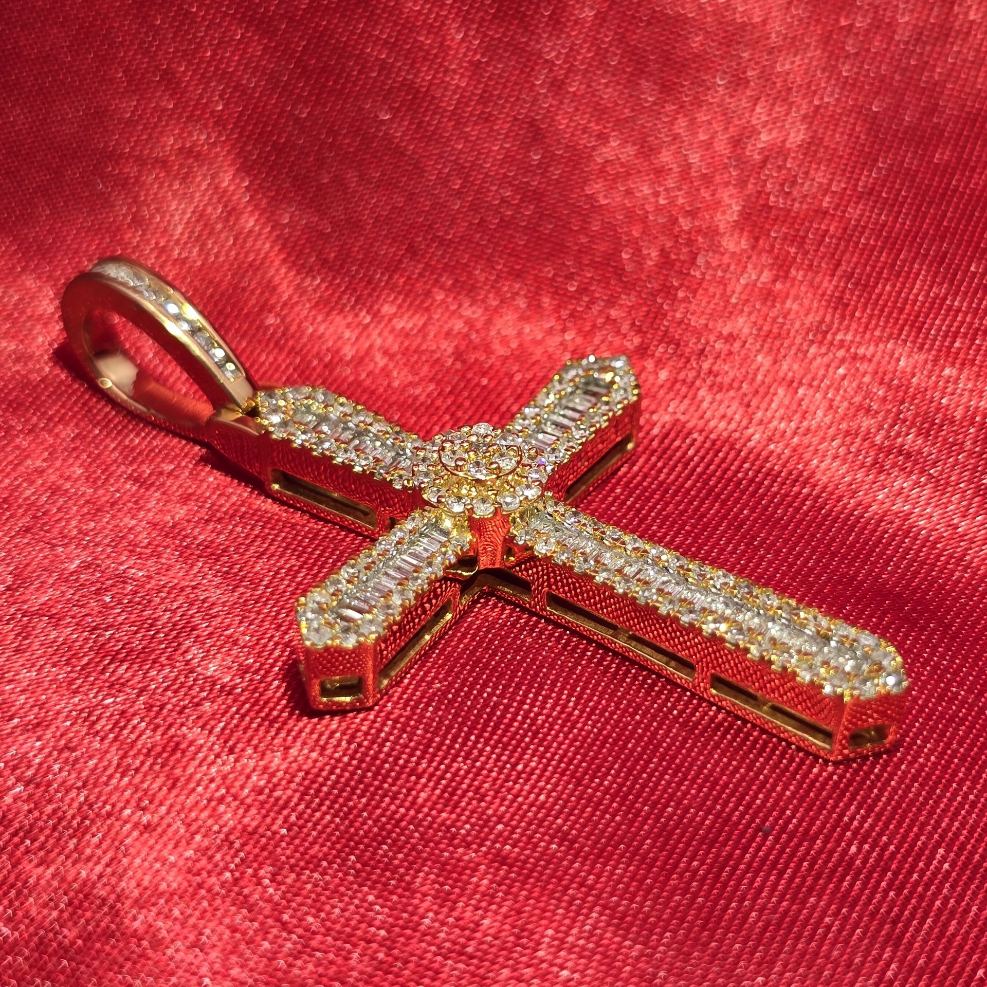 10k Yellow Gold Diamond Cross Pendant 0.98 ctw