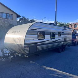 2020 Forrest river evo 26’