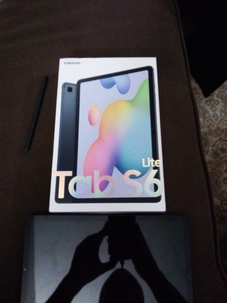 Brand New Samsung Lite Tab S6. Only opened For Pictures
