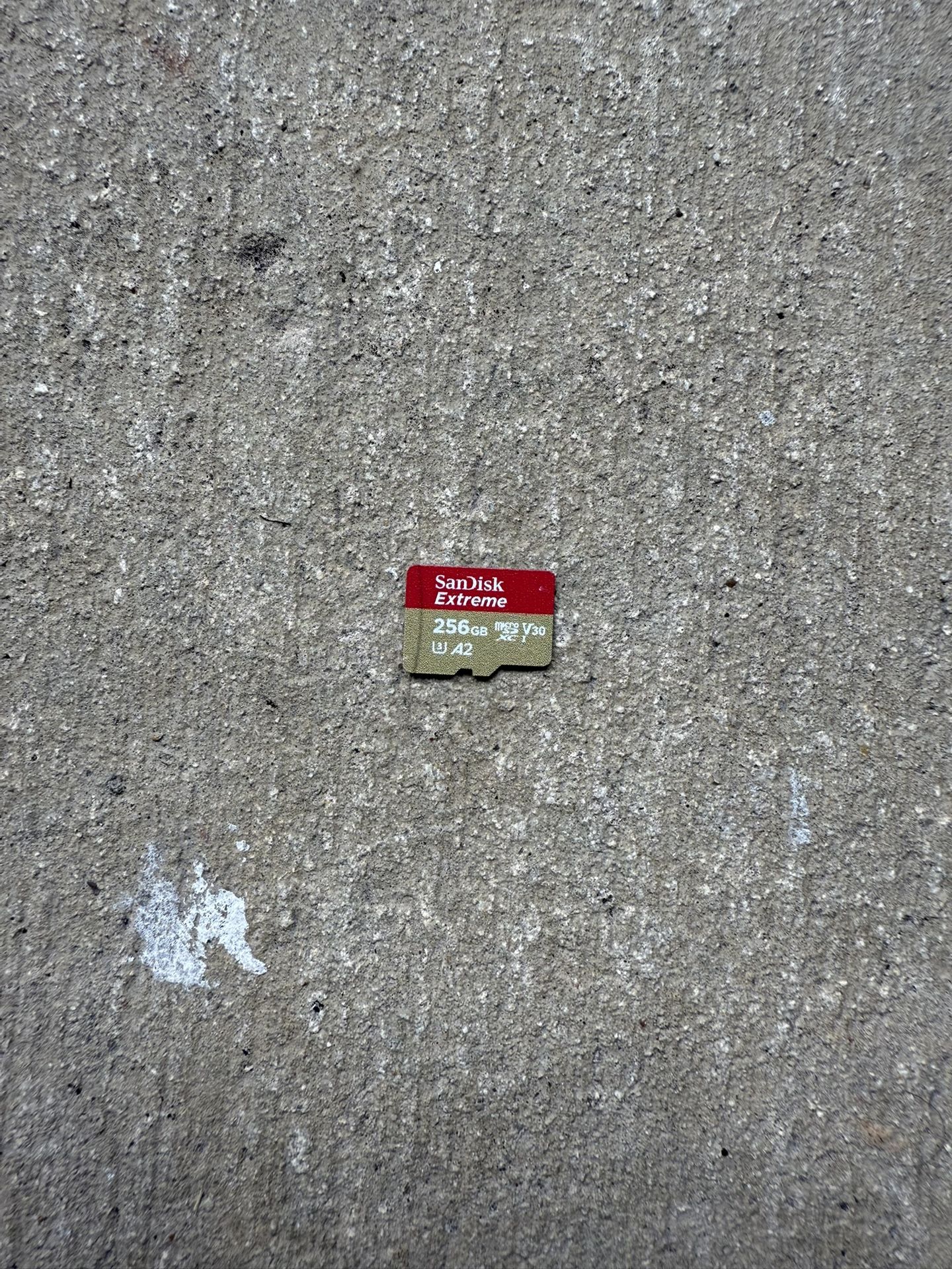 SanDisk Extreme® 128GB microSDHC™ For GoPro 12/13 Hero