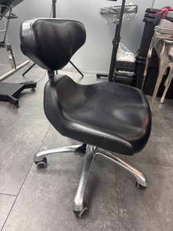 Tats soul artists chair