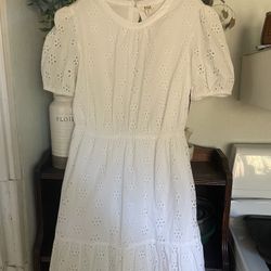 Ana White Dress M