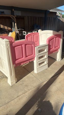 Twin Bed