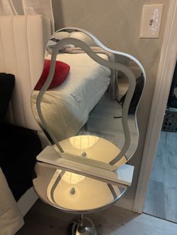Vanity Mirror
