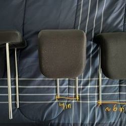 08-10 Toyota Yaris Scion xD rear seat head rests backseat row