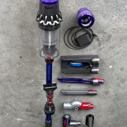 Dyson V11 Plus Vacuum Cleaner