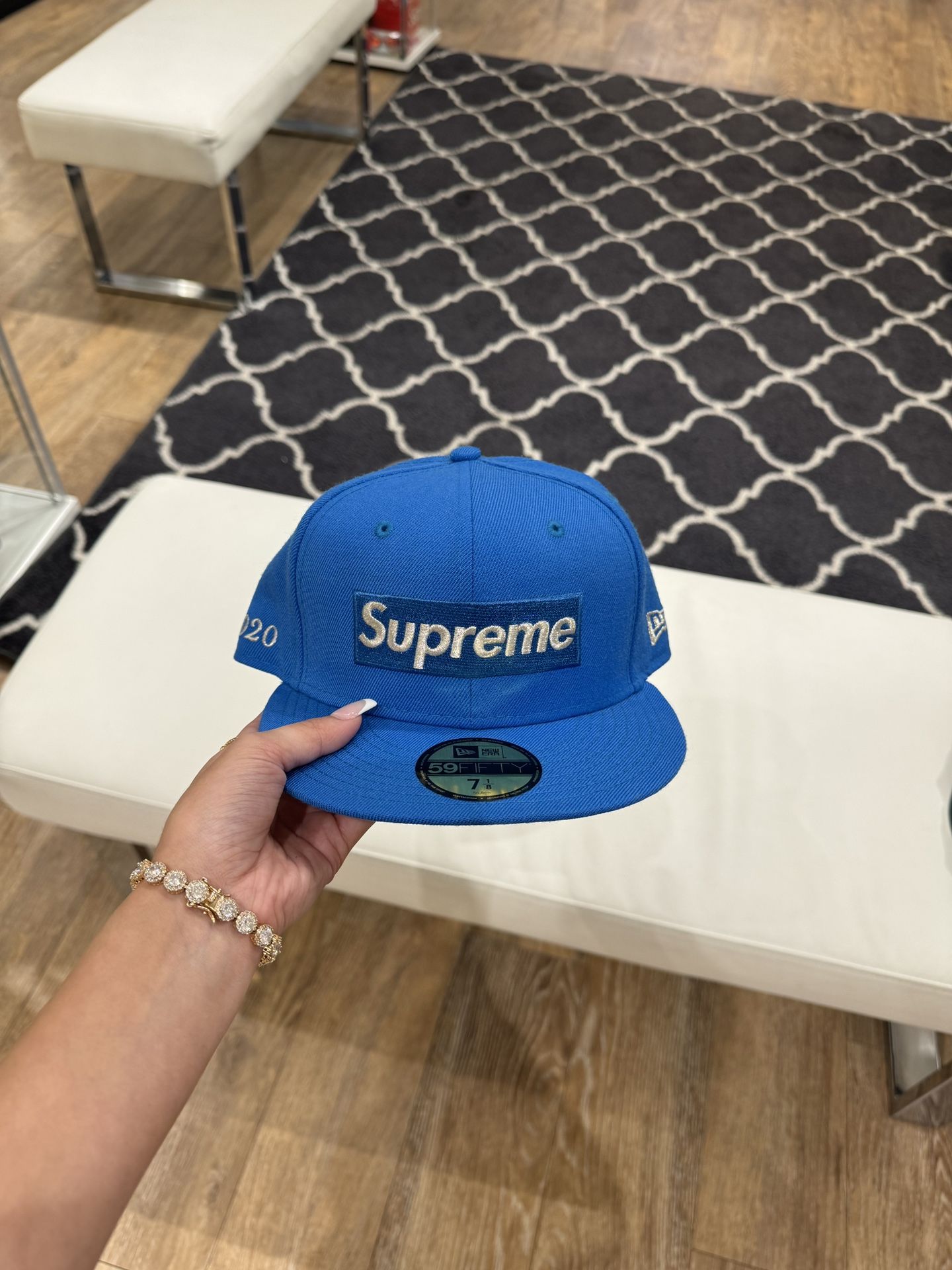 SUPREME BLUE LOGO HAT