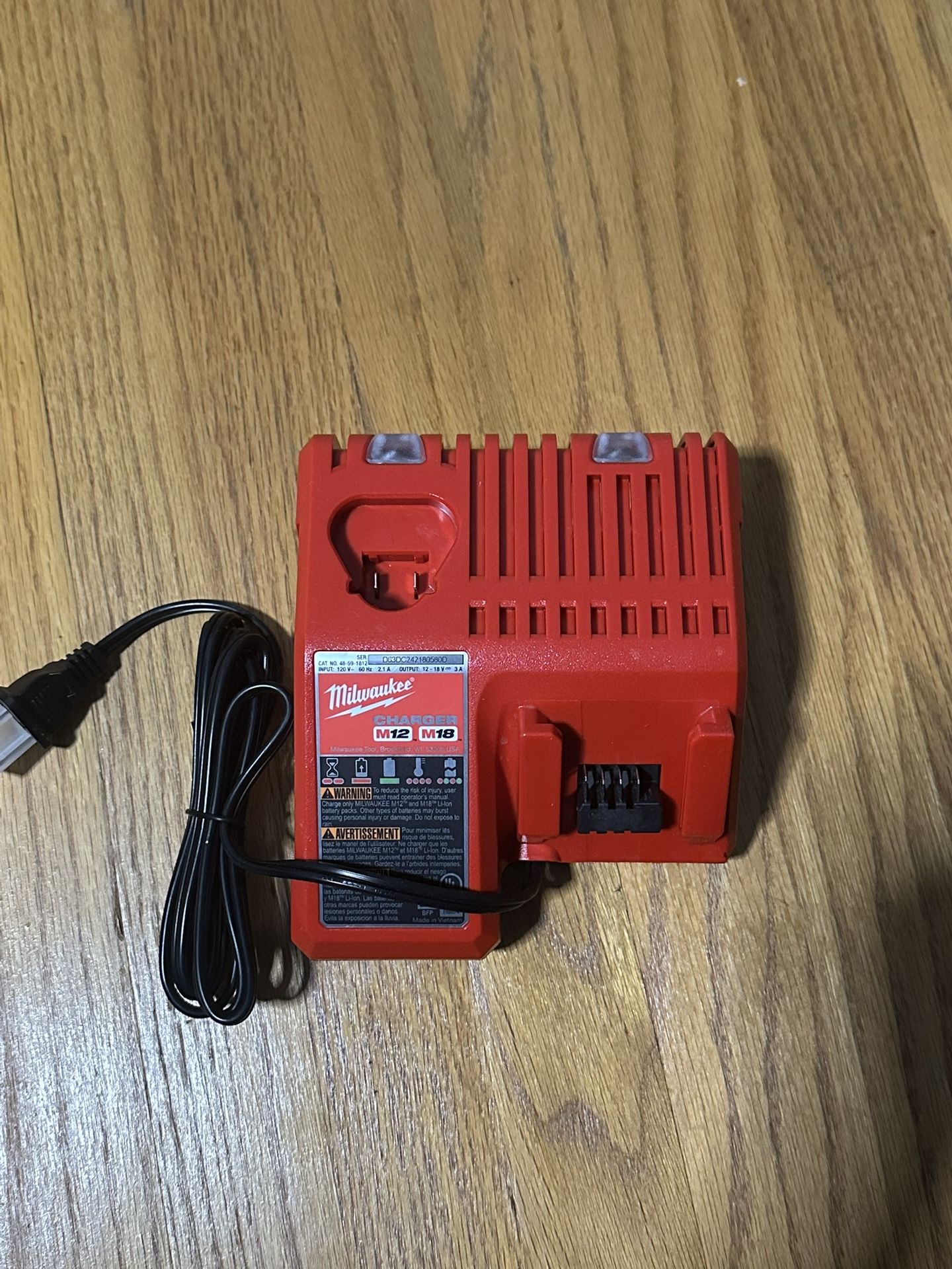 M12-M18 Battery charger