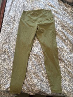 Lululemon size 12 leggings